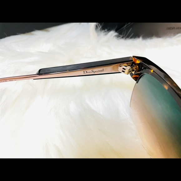 Christian Dior Sunglasses - Picture 13 of 15